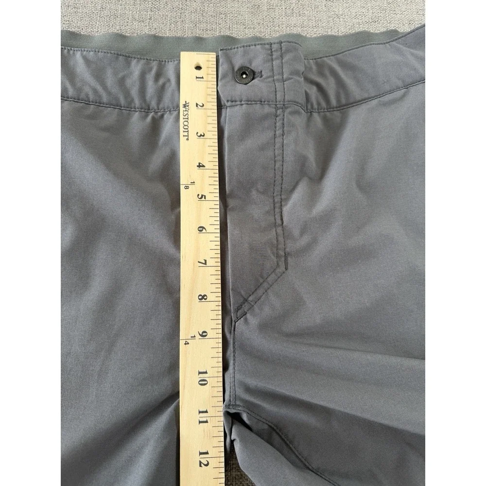 The North Face Men's Hiking Pants Gray 42x30 Short Outdoor Lightweight Nylon
